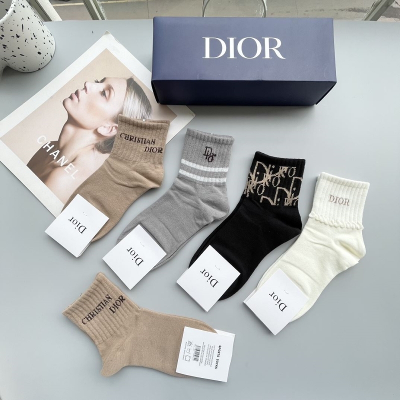 DIOR